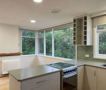 Charming Family Home - Photo 1