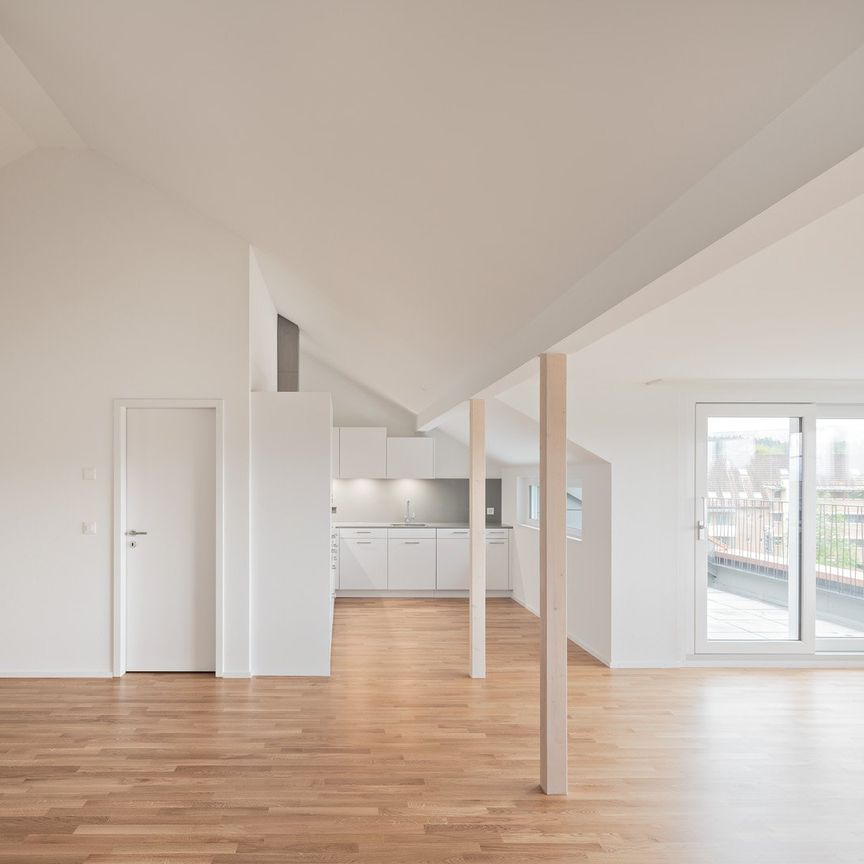 "Tolle Dachwohnung an ruhiger Lage" - Foto 1