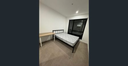 Fully Furnished 1 Bedrooms 1 Bathroom apartment - Photo 2