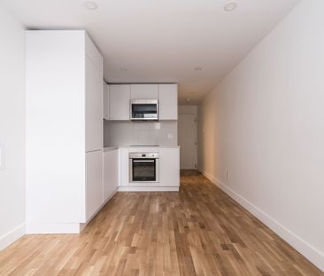 798 Richmond Street West - Photo 4