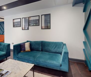 1 Bed Student Accommodation - Photo 2