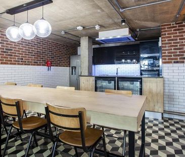 Studio to rent - Photo 3