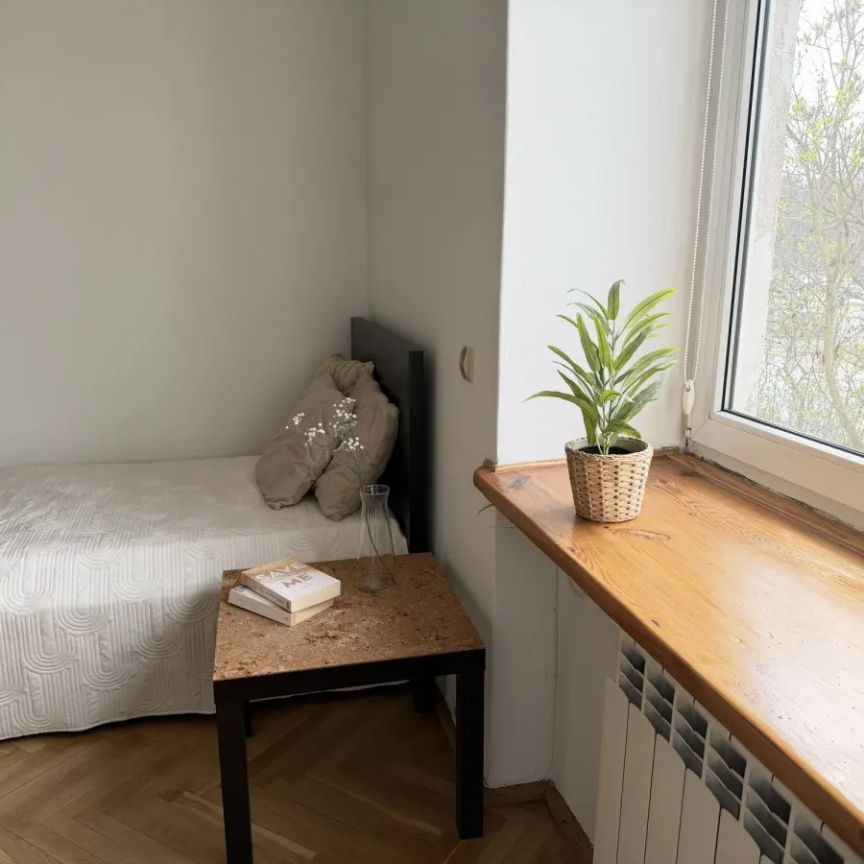 Kawalerka 25 m², Mokotów, oddzielna kuchnia - Photo 1