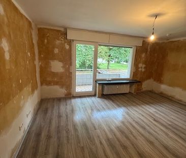Komplett sanierte 3 Zimmer Wohnung mit Balkon in Duisburg zu vermieten - Foto 1