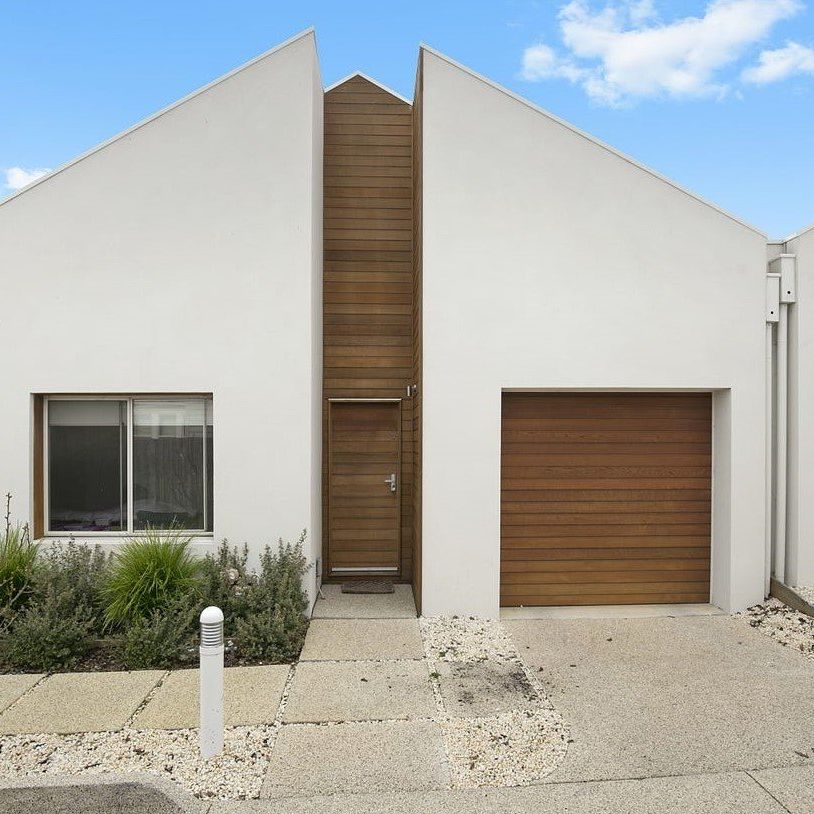 2/54 Percy Street, Newtown - Photo 1