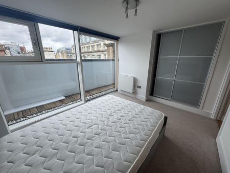 2 bedroom apartment to rent - Photo 4