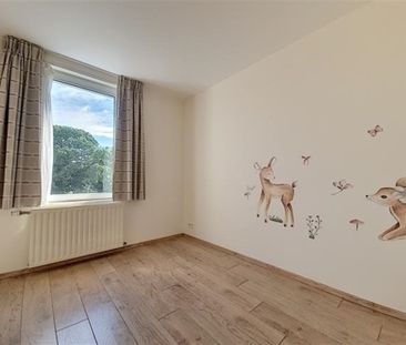 Prachtig huis met 4 SLK, op wandelafstand van Hallerbos - Photo 1