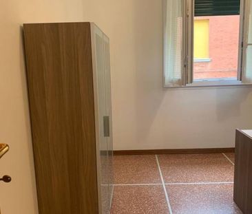 TRILOCALE vicino all'Ospedale Sant'Orsola - Photo 2