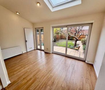 Cawdor Crescent, W7 - Photo 3