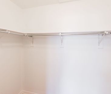 For Lease - 25 Arundel Drive, Vaughan, Ontario - Photo 2