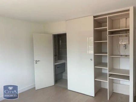 Appartement à louer 3 pièces 117m² - Photo 4