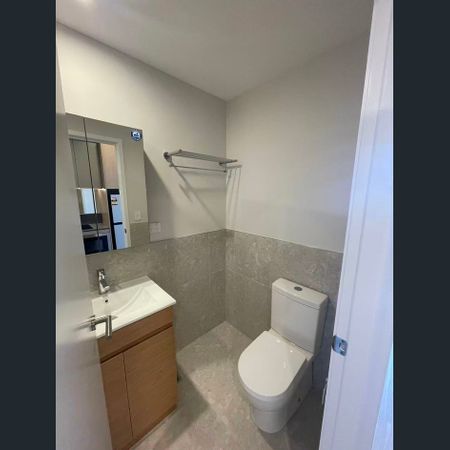 Brand-New Furnished Studio | Prime Malvern East Location - Photo 3