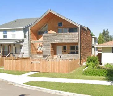 Modern 4 Bedroom 2.5 Bathroom Home – 1 Month Free! – North Eastwood... - Photo 1