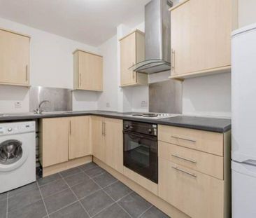 2 bedroom flat to rent - Photo 6