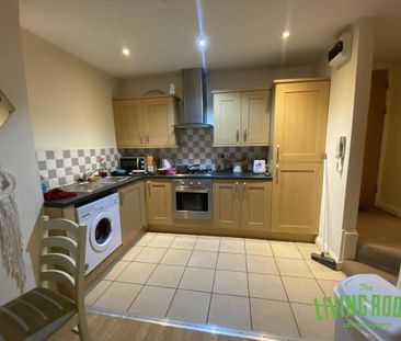 1 bedroom flat to rent - Photo 4