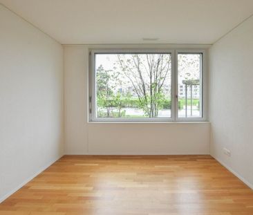 Modern 3.5-room apartment on the ground floor in a central location - Foto 5