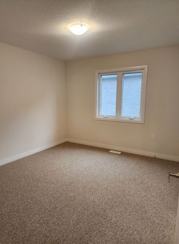 For Lease - 121 Day Street, Wellington North, Ontario - Photo 5