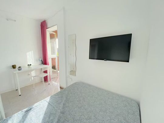 Calle el Pedroso, Sevilla, Andalusia 41008 - Foto 1