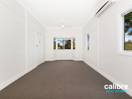 61 Hockings Street, Clayfield, QLD, 4011 - Photo 5