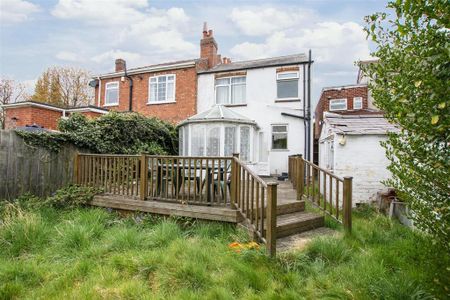 3 bedroom house to rent - Photo 3