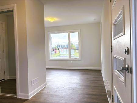 For Lease - 324 Clearpath Private, Kanata, Ontario - Photo 2