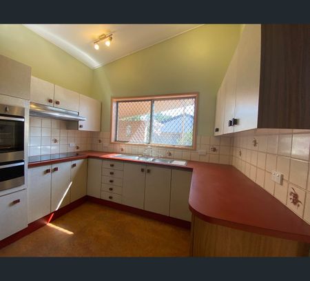 107 TIMOR AVE, Loganholme, Qld 4129 - Photo 3