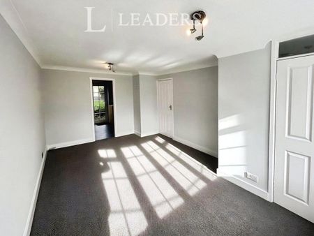 2 bedroom house to rent - Photo 3