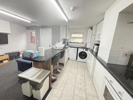 3 bedroom house to rent - Photo 2