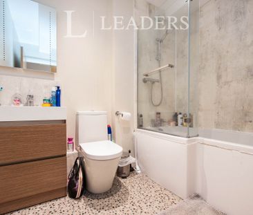 2 bedroom apartment to rent Flat 2, 10 Portland Street, Cheltenham,... - Photo 4