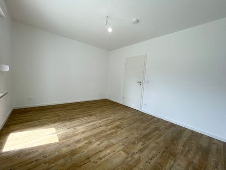 *Erstbezug nach Kernsanierung*Tageslichtbad*Balkon* - Photo 5