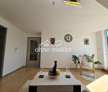 Charmante Dachgeschosswohnung mit Einbauküche – sofort verfügbar! - Photo 1