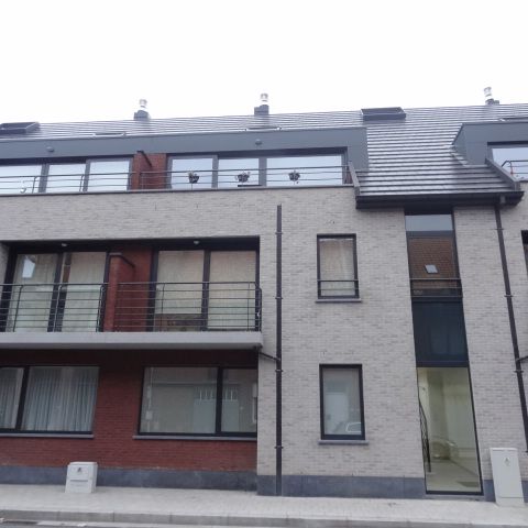 Appartement met 2 slaapkamers en tuin - Photo 1