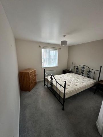 3 bedroom detached house to rent - Photo 2