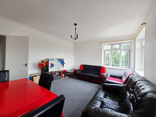 Pitcairn Court, Tooting - Photo 1