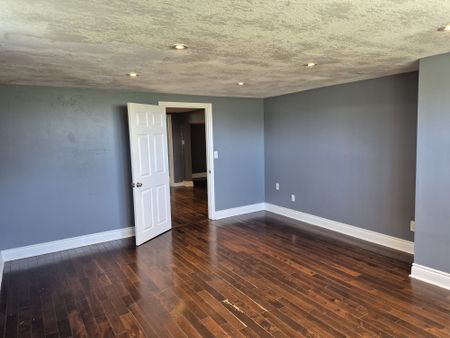 For Lease - 512 Bloor Street Unit# Bsmt, Oshawa, Ontario - Photo 3