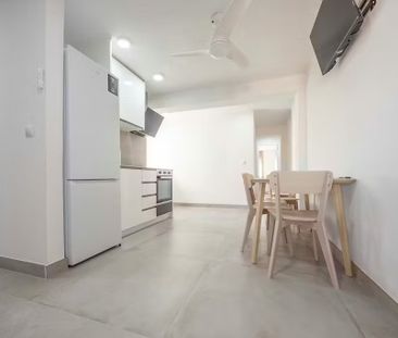 Carrer de Sant Vicent de Paül, Valencia, Valencian Community 46019 - Photo 6