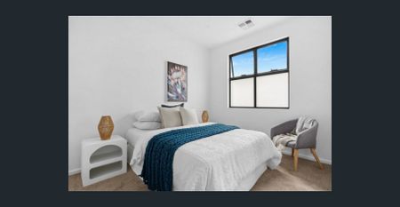 Hi, I'm Fresh and Fabulous... - Photo 3