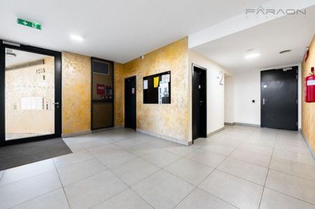 Pronájem bytu 4+kk 128 m², Lerausova , Praha - Photo 2