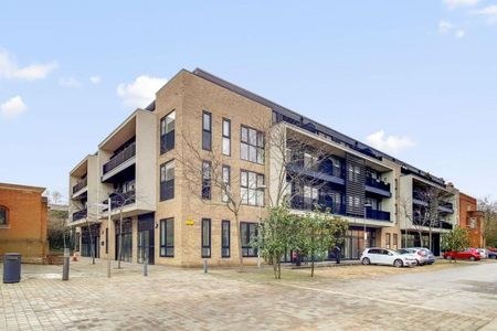 Ashmore Road, London, SE18 - Photo 5