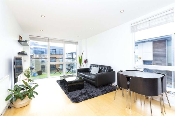 Sixth floor one bedroom apartment with a balcony. - Photo 1