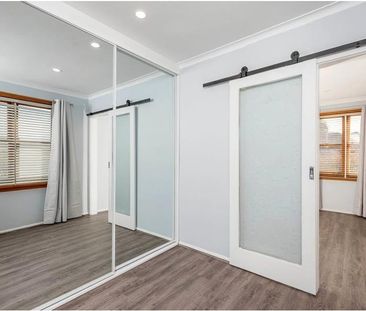 43 Newdegate Street, Deakin ACT 2600 - House For Rent | Domain - Photo 3