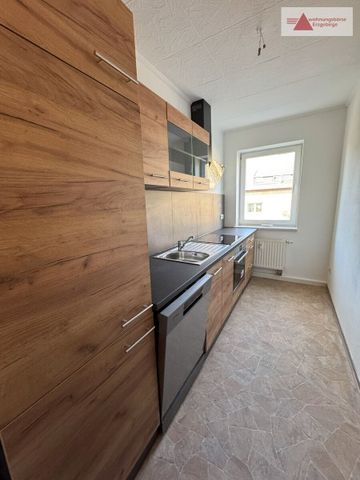 Frisch renovierte 2-Raum-Wohnung mit neuer Einbauküche in Beierfeld zu vermieten - Photo 4