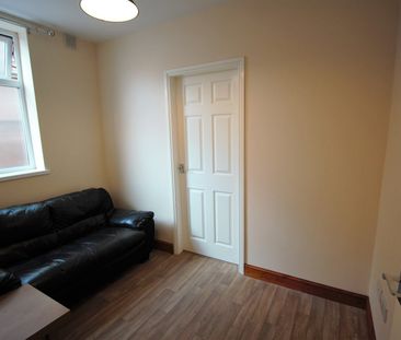 1 Bed Maisonette, St. Peters Road, LE2 - Photo 2