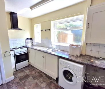 2 bedroom semi-detached house to rent - Photo 2