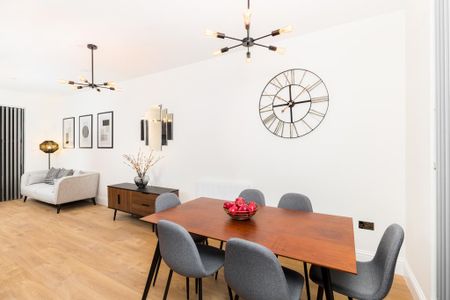 4 bedroom townhouse to rent - Photo 4