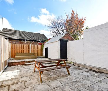 4 bedroom house to rent Shoreham Street, S2 - Photo 6