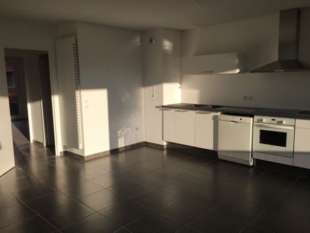 Appartement À Louer 3 Pièces , 62 M² - Photo 4