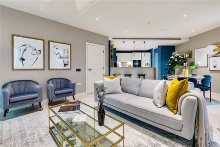 3 bedroom flat to rent - Photo 3