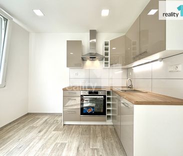 Pronájem bytu 2+1, 48 m - Photo 4