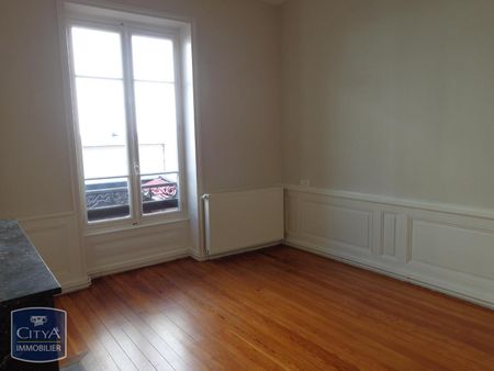 Location Appartement 4 pièces 79m² VILLEFRANCHE SUR SAONE 69400 - Photo 4